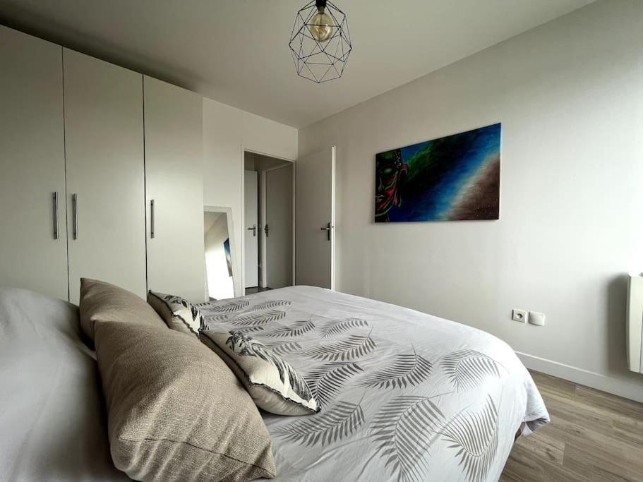 Le Nid De Dammarie-Les-Lys Apartamento Exterior foto